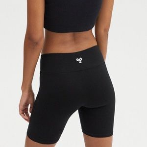 TNACHILL ATMOSPHERE LO-RISE 7” SHORT